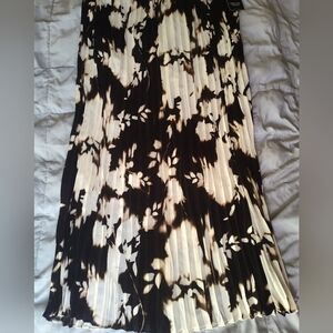 Simply Vera Wang Plus Size Black Floral Maxi Skirt